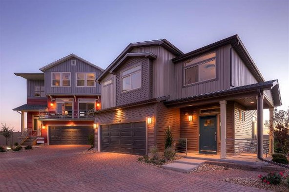 Carriage Houses - Oakwood Homes in Castle Rock CO in The Meadows
